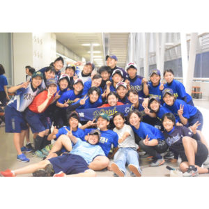 日体大女子野球部 記念撮影
